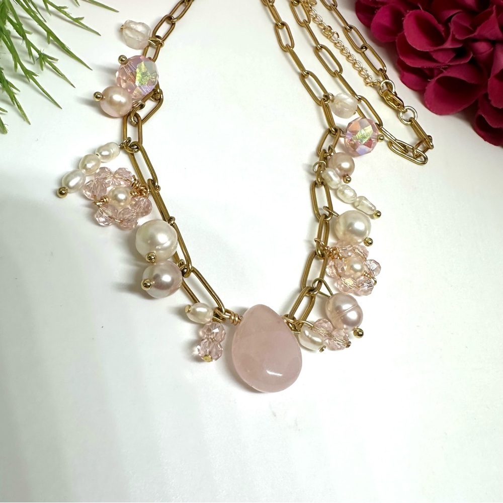 NEW⚜️Rose Quartz Freshwater Pearl & Crystal Flower Charm Necklace - Picture 5 of 8